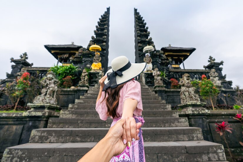 Melukis Jejak Wisataku